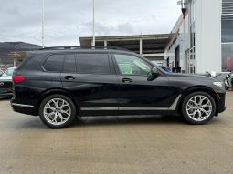 
										BMW X7 full									