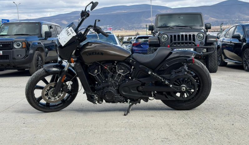 
								2023 Indian Scout Rogue Sixty full									