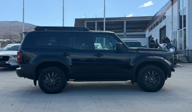 
								2024 Toyota Land Cruiser full									