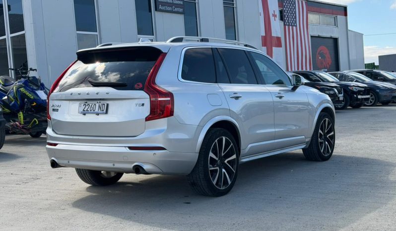 
								Volvo XC90 full									