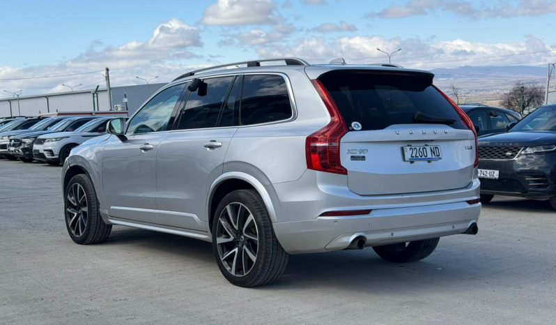 
								Volvo XC90 full									