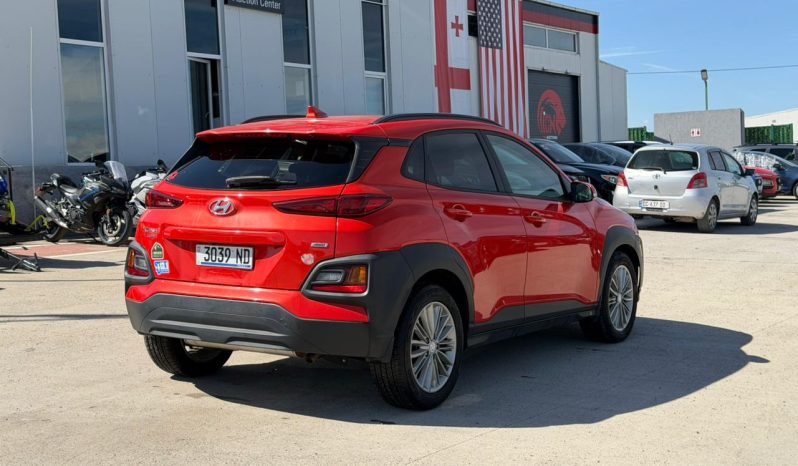 
								Hyundai Kona full									