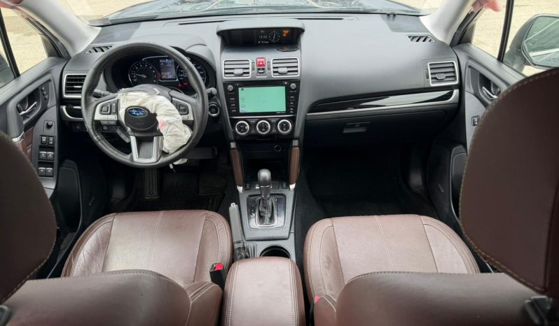 
								Subaru Forester full									