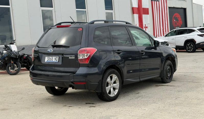 
								Subaru Forester full									