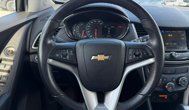 
								Chevrolet Trax full									