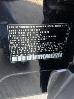 
										2023 Volkswagen Taos full									