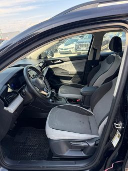 
										2023 Volkswagen Taos full									