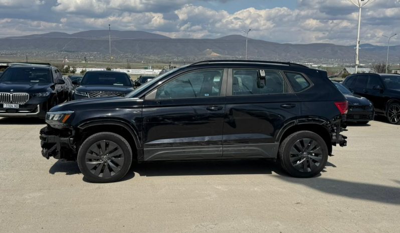 
								2023 Volkswagen Taos full									