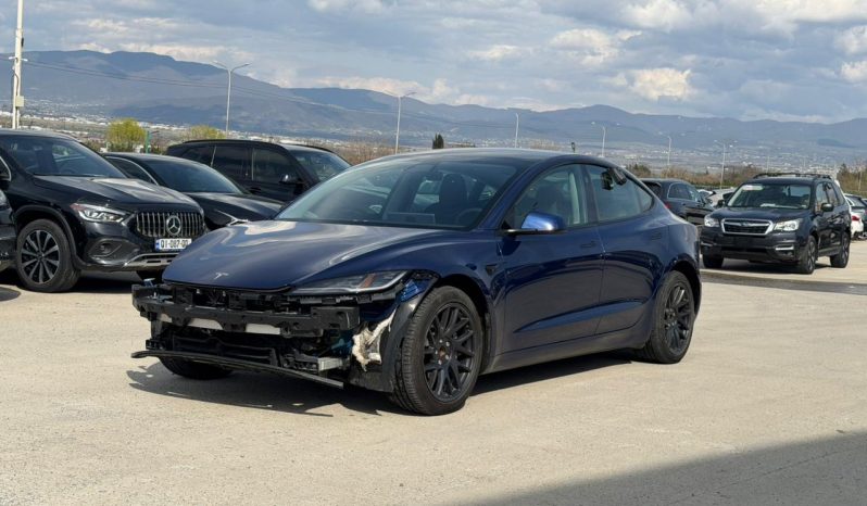 
								Tesla MODEL 3 full									