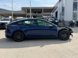 
										Tesla MODEL 3 full									