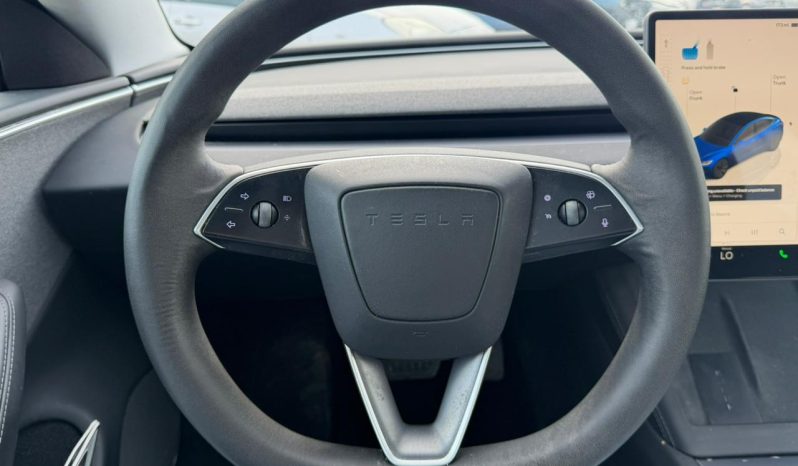 
								Tesla MODEL 3 full									
