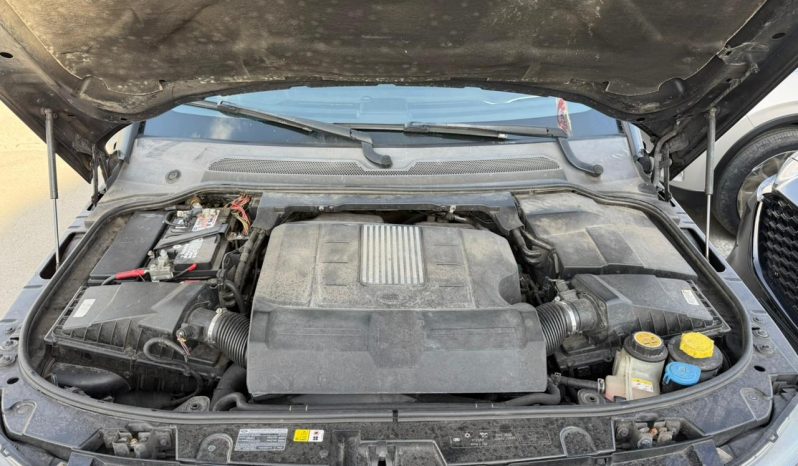 
								LAND ROVER LR4 full									