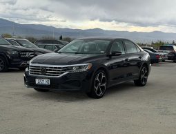 
										2020 Volkswagen Passat full									