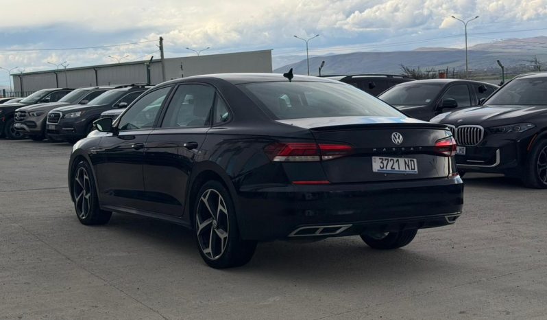 
								2020 Volkswagen Passat full									