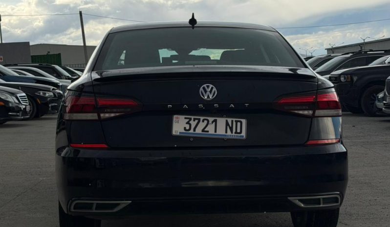 
								2020 Volkswagen Passat full									