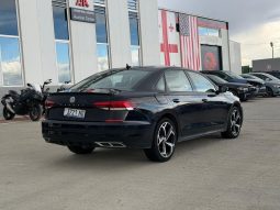 
										2020 Volkswagen Passat full									