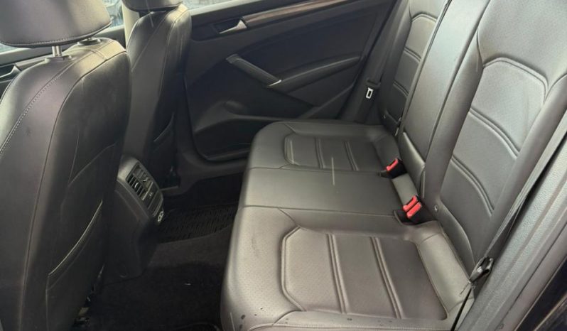 
								2020 Volkswagen Passat full									