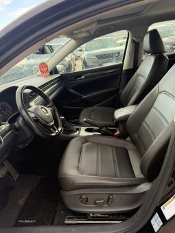 
										2020 Volkswagen Passat full									