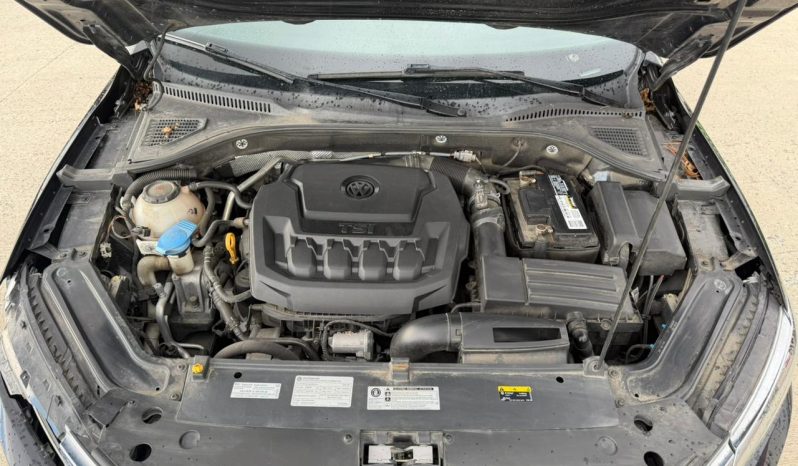 
								2020 Volkswagen Passat full									