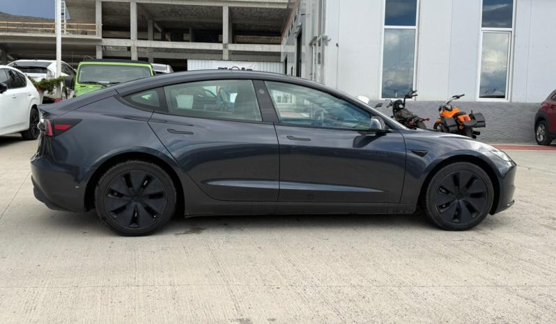 
								TESLA MODEL 3 full									