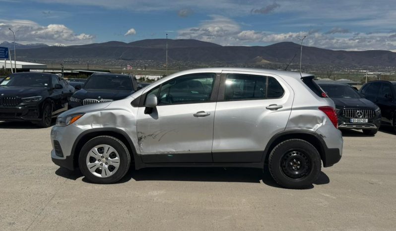 
								Chevrolet Trax full									