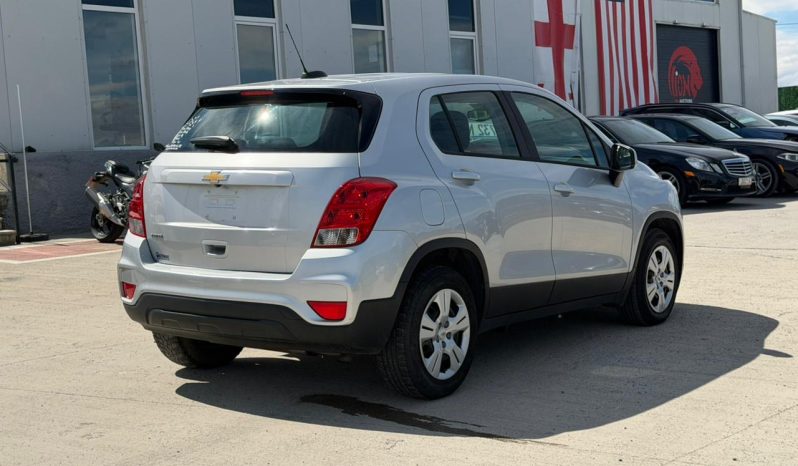 
								Chevrolet Trax full									