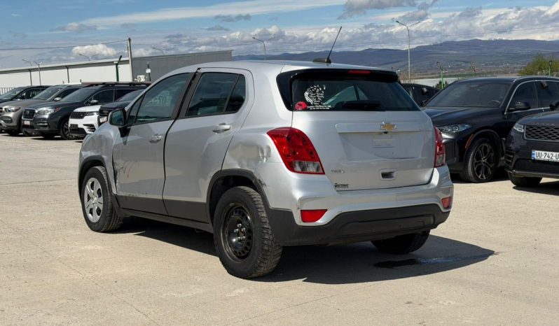 
								Chevrolet Trax full									