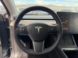 
										Tesla MODEL Y full									
