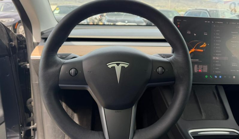 
								Tesla MODEL Y full									