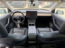 
										Tesla MODEL Y full									