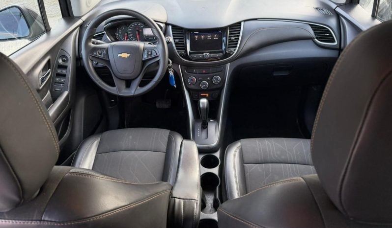 
								Chevrolet Trax full									