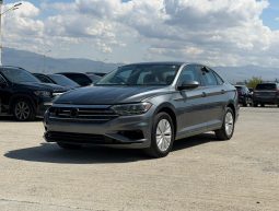 
										2019 Volkswagen Jetta full									