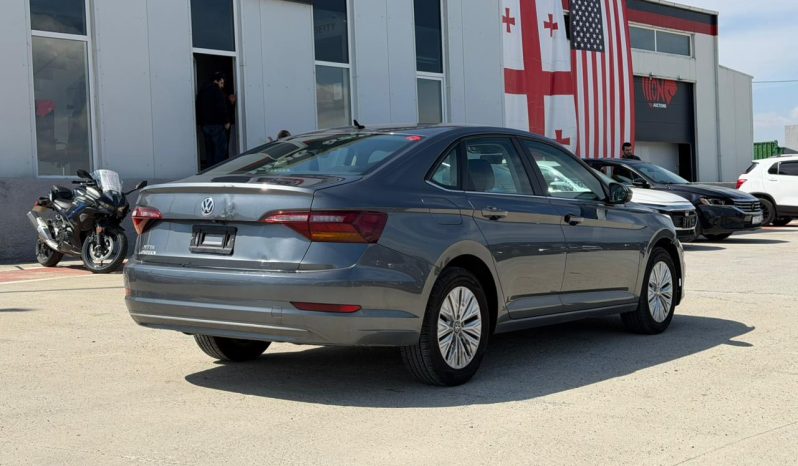 
								2019 Volkswagen Jetta full									