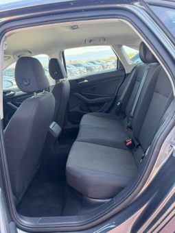 
										2019 Volkswagen Jetta full									