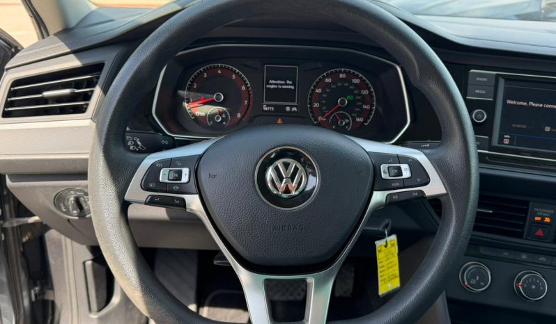 
								2019 Volkswagen Jetta full									