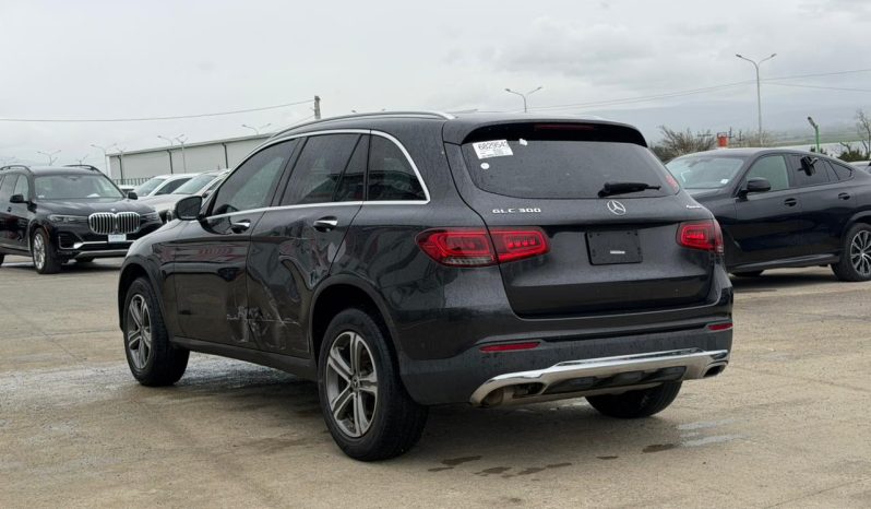 
								MERCEDES-BENZ GLC 300 full									