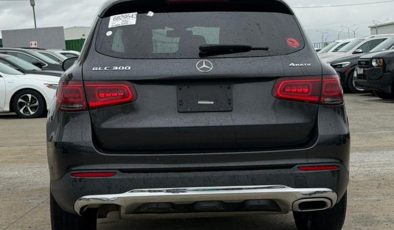 
								MERCEDES-BENZ GLC 300 full									