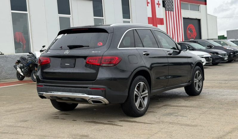 
								MERCEDES-BENZ GLC 300 full									