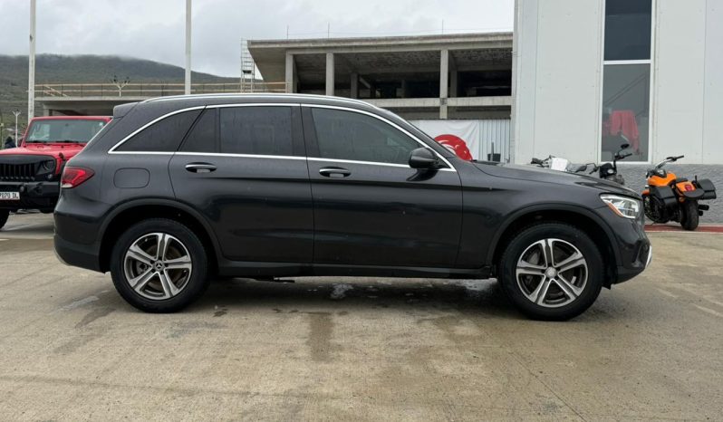 
								MERCEDES-BENZ GLC 300 full									