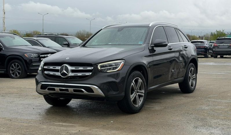 
								MERCEDES-BENZ GLC 300 full									