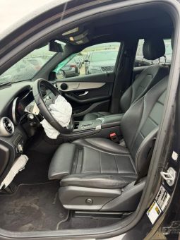
										MERCEDES-BENZ GLC 300 full									