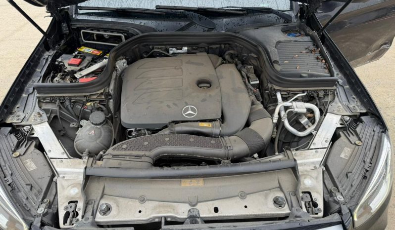 
								MERCEDES-BENZ GLC 300 full									