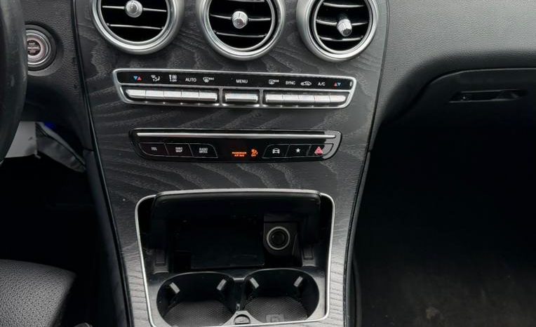 
								MERCEDES-BENZ GLC 300 full									