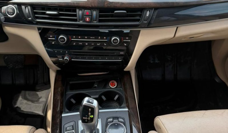 
								BMW X5 full									