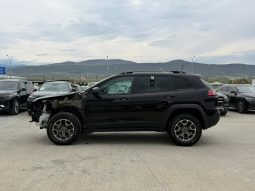 
										Jeep Cherokee full									