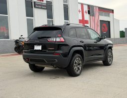 
										Jeep Cherokee full									
