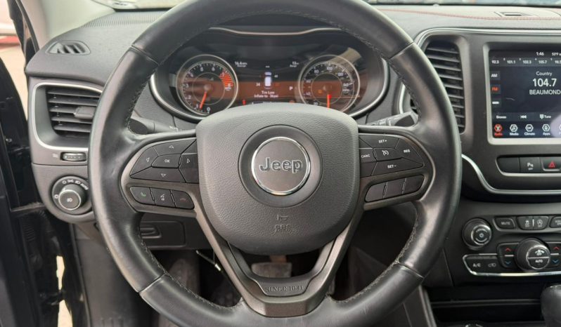 
								Jeep Cherokee full									