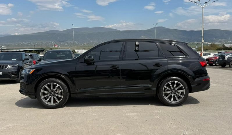 
								AUDI Q7 full									