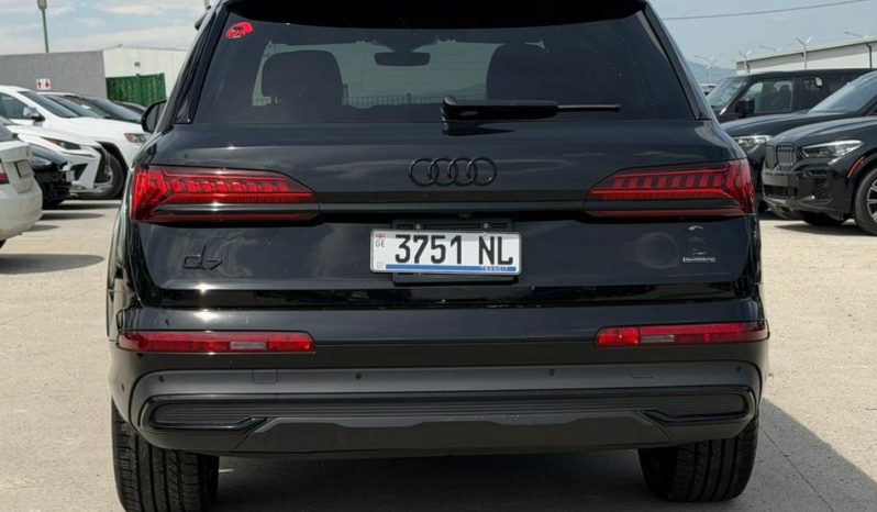 
								AUDI Q7 full									