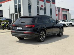 
										AUDI Q7 full									